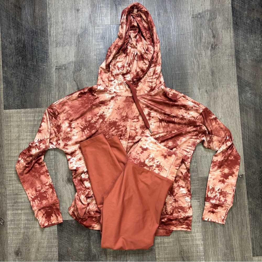 Balance Collection-Women’s 2-Piece Activewear Set, EUC
